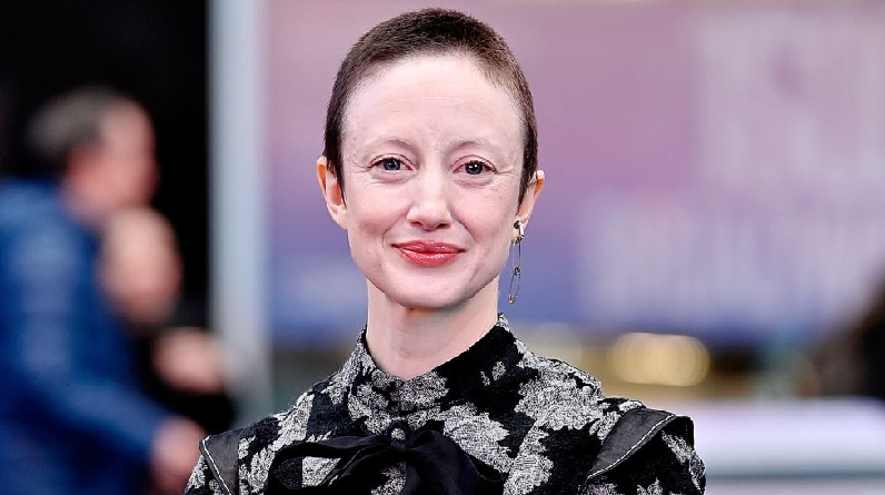 After some initial “concerns,” actress Andrea Riseborough has decided to keep her nomination